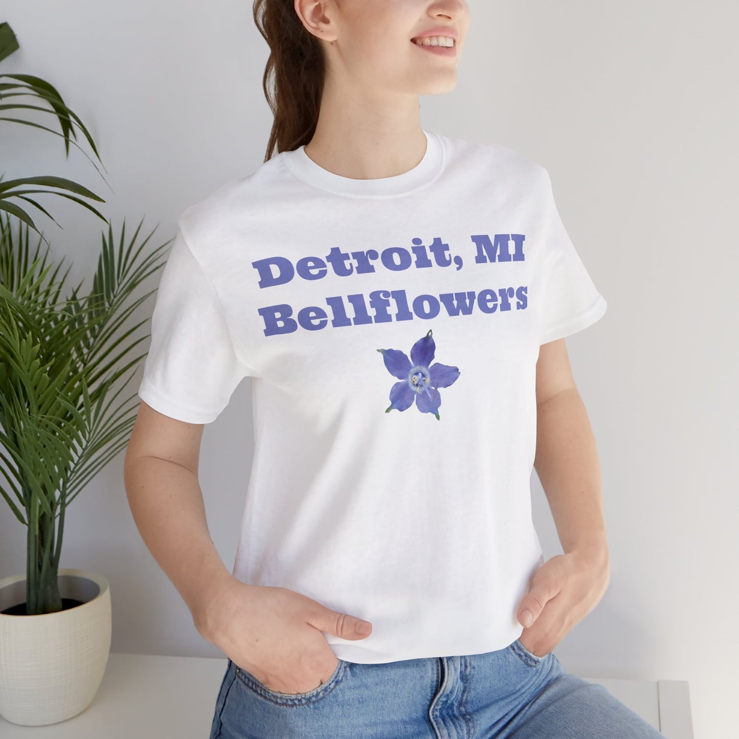 Detroit, MI Bellflowers Cheerleading T-shirt